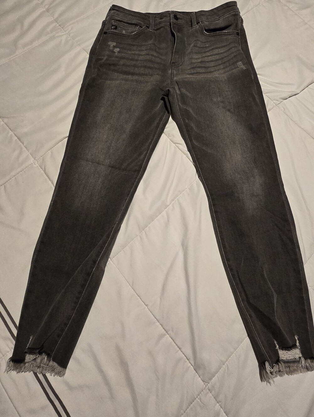 KanCan Grey Frayed Ankle Skinny Jeans